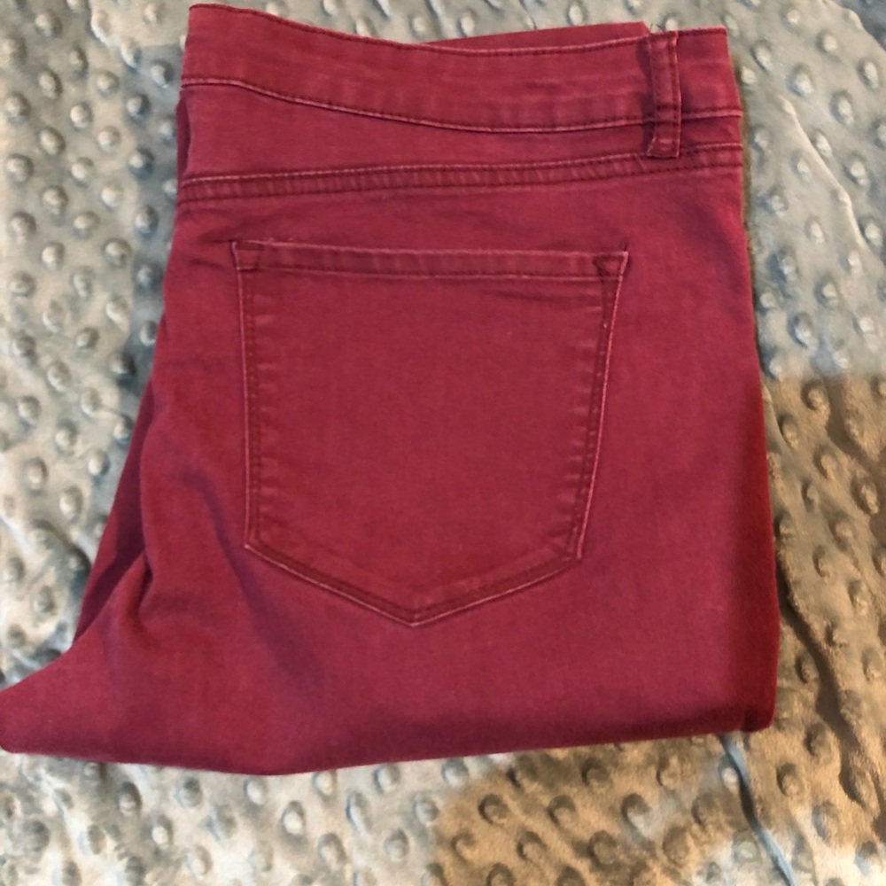 Magenta Jeggings